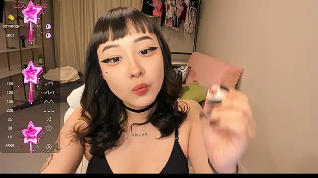 ka00ru chan online show from November 1, 3:36 pm