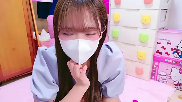 Oo aki online show from March 13, 2:23 pm