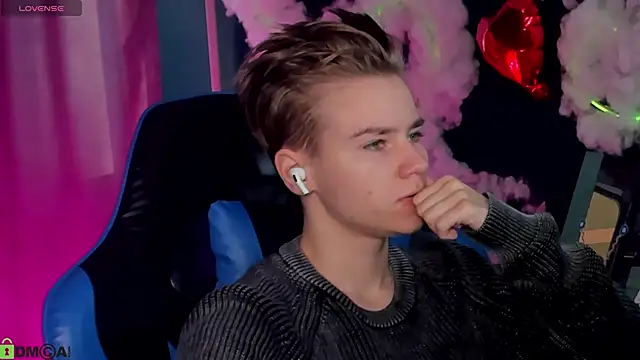 Jean Wilsons online show from February 23, 11:18 am