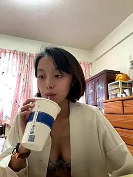 ladypaggy online show from November 21, 5:50 am