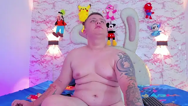 Snapshot of IM_SINAY chatting on October 9, 8:51 pm IM SINAY online show from October 9, 8:51 pm