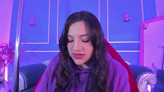 TaraTaylorr online show from January 18, 2:37 am