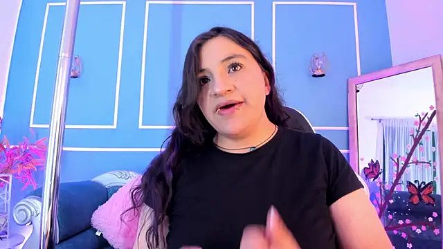 TaraTaylorr online show from March 28, 2:11 am