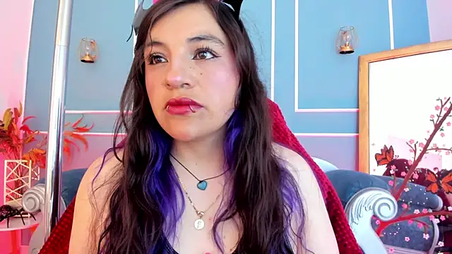 TaraTaylorr online show from May 28, 3:04 am