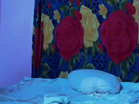 Ladyzee25 online show from February 13, 4:58 pm