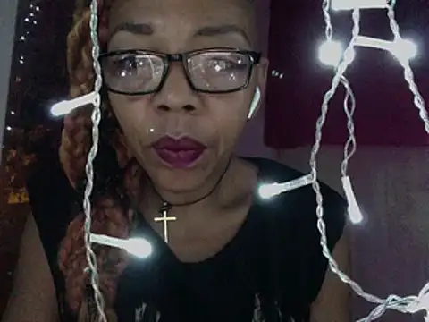 Ladyzee25 online show from March 28, 9:31 am