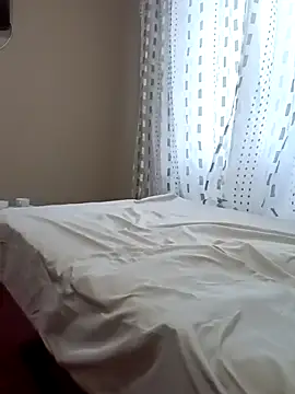 MacGyver23 online show from April 3, 4:54 am