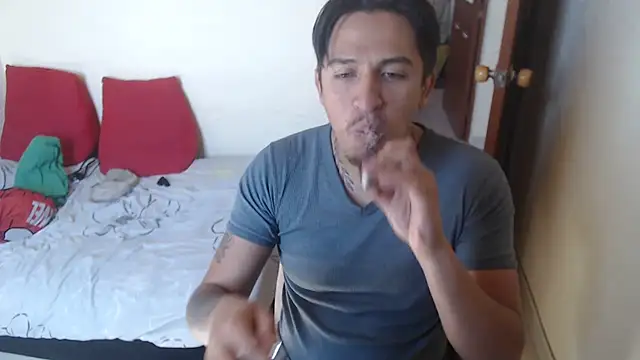 Snapshot of amelia_noe chatting on February 27, 3:45 pm amelia noe online show from February 27, 3:45 pm