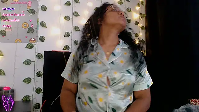 victtoria cane63 online show from April 11, 10:14 pm