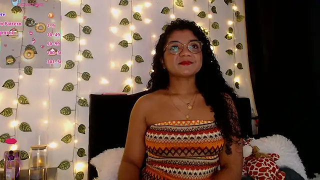 Snapshot of victtoria_cane63 chatting on April 23, 9:50 pm victtoria cane63 online show from April 23, 9:50 pm