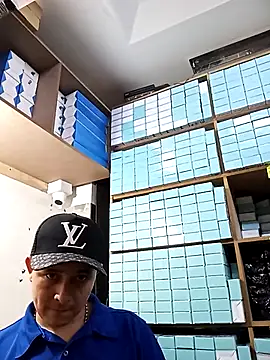 Snapshot of Charlotteet_Paul chatting on March 6, 8:37 pm Charlotteet Paul online show from March 6, 8:37 pm