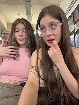 melicious  online show from February 26, 7:29 am