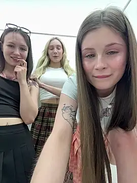 melicious  online show from April 4, 6:44 am