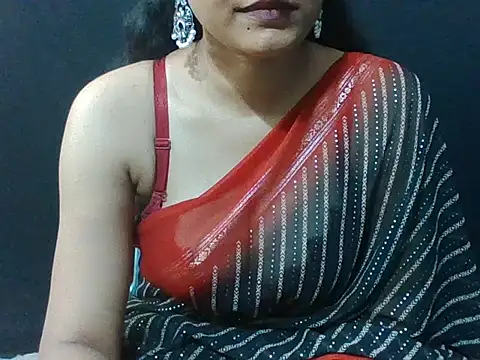 Snapshot of sugandha_bhabhi chatting on October 24, 4:31 am sugandha bhabhi online show from October 24, 4:31 am
