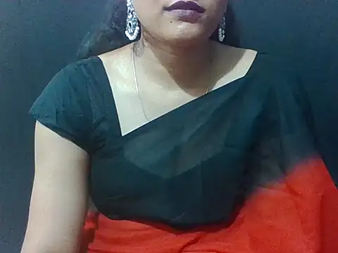Snapshot of sugandha_bhabhi chatting on June 13, 5:11 pm sugandha bhabhi online show from June 13, 5:11 pm
