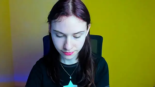 Fiona Night online show from March 13, 9:16 pm