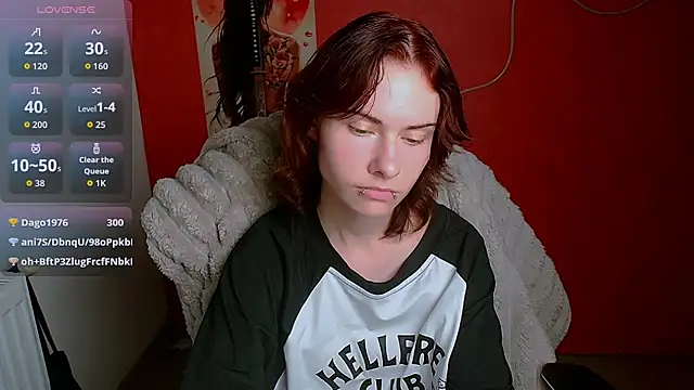 Snapshot of Fiona_Night chatting on July 28, 11:17 am Fiona Night online show from July 28, 11:17 am