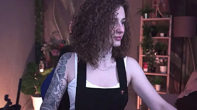 OliviaMcClean online show from February 22, 11:36 pm