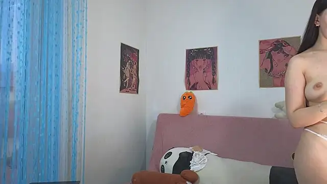 Snapshot of Lusy_PickMe chatting on May 16, 12:07 am Lusy PickMe online show from May 16, 12:07 am