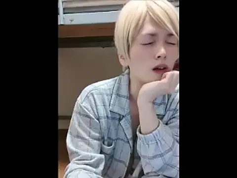 Snapshot of mgnhiroyuki chatting on April 19, 2:44 am mgnhiroyuki online show from April 19, 2:44 am