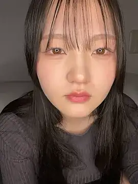 MinaKubo online show from April 4, 1:41 pm