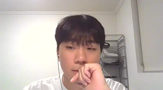 sdamvo2 online show from March 3, 1:42 pm