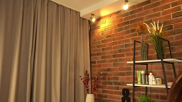 aiza mi online show from March 1, 4:33 pm