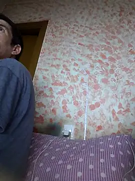 parejade225xh online show from February 7, 9:40 pm