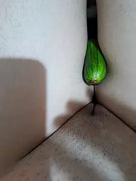 Snapshot of yakot7 chatting on February 10, 1:21 am yakot7 online show from February 10, 1:21 am