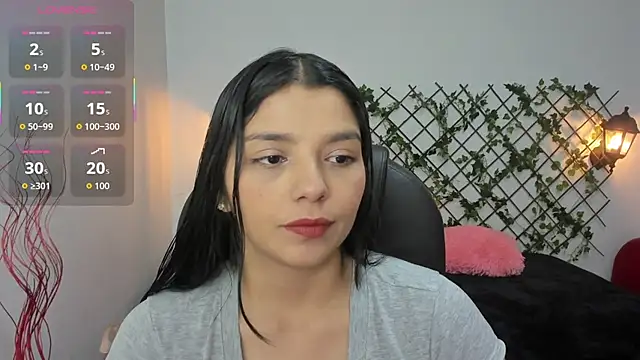 issa  nassar online show from October 25, 1:29 pm