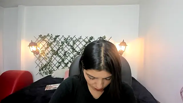 issa  nassar online show from November 6, 1:34 pm