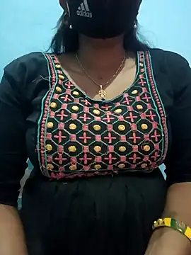 Snapshot of Sexyradha_ chatting on March 7, 3:53 pm Sexyradha online show from March 7, 3:53 pm