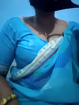 Snapshot of Sexyradha_ chatting on March 13, 4:24 pm Sexyradha online show from March 13, 4:24 pm