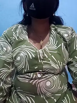 Snapshot of Sexyradha_ chatting on April 5, 5:10 pm Sexyradha online show from April 5, 5:10 pm