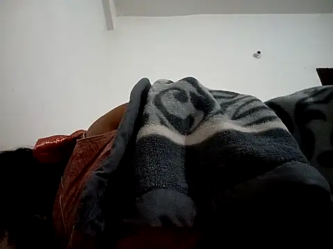 Snapshot of Neha-Bhabhi-Rasily chatting on March 10, 12:40 am Neha-Bhabhi-Rasily online show from March 10, 12:40 am