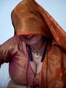 Snapshot of Neha-Bhabhi-Rasily chatting on October 12, 4:39 pm Neha-Bhabhi-Rasily online show from October 12, 4:39 pm