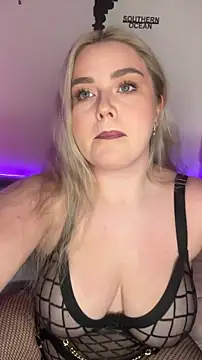 Snapshot of April_Vancee chatting on September 24, 3:04 pm April Vancee online show from September 24, 3:04 pm