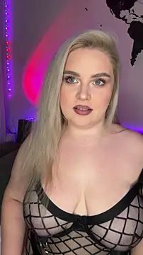 Snapshot of April_Vancee chatting on September 25, 2:21 pm April Vancee online show from September 25, 2:21 pm