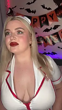 Snapshot of April_Vancee chatting on October 27, 3:27 pm April Vancee online show from October 27, 3:27 pm