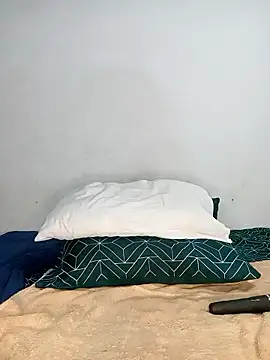 Missvixen81 online show from January 17, 9:18 pm