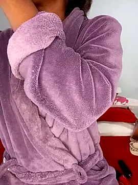 Missvixen81 online show from March 12, 5:02 am