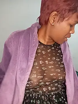 Missvixen81 online show from July 6, 1:35 am