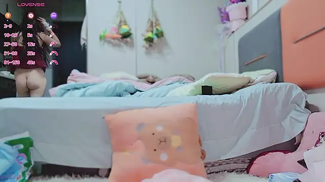 guoguo7777777 online show from January 18, 10:57 pm