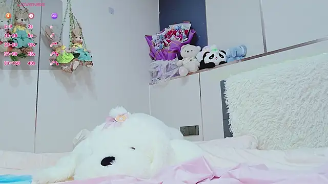 guoguo7777777 online show from April 4, 1:41 pm