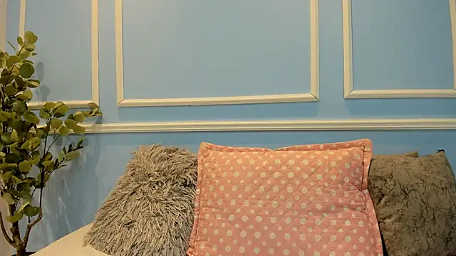 Lucy Canel online show from October 2, 6:59 pm