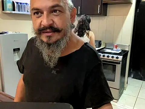 Snapshot of Sollhmaarh chatting on October 18, 5:54 am Sollhmaarh online show from October 18, 5:54 am