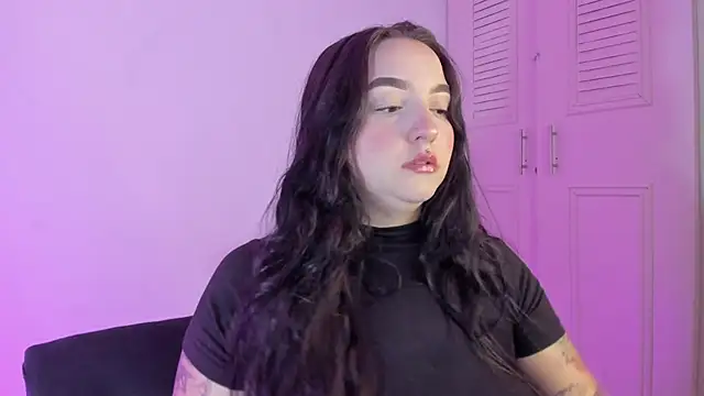 Snapshot of Celestte chatting on October 3, 7:27 am Celestte online show from October 3, 7:27 am