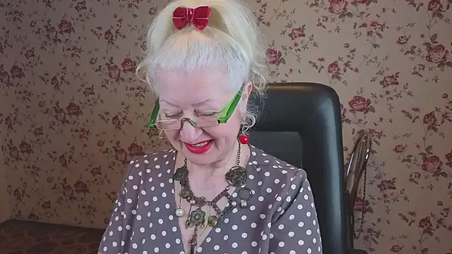 Maya Mayflower online show from January 13, 3:12 am