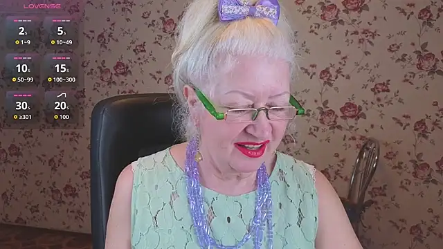 Maya Mayflower online show from February 3, 2:53 am