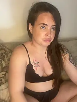 Sophie 23XX online show from April 12, 8:25 pm